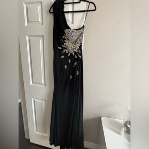 BLACK RHINESTONE ONE SHOULDER SLIT LONG EVENING GOWN SIZE 8